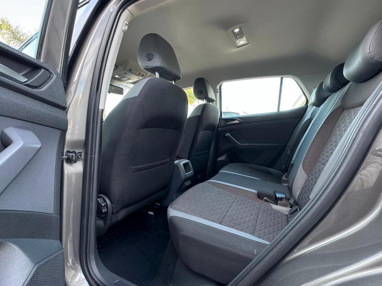 Volkswagen T-Cross 1.6 TDI SCR Advanced BMT