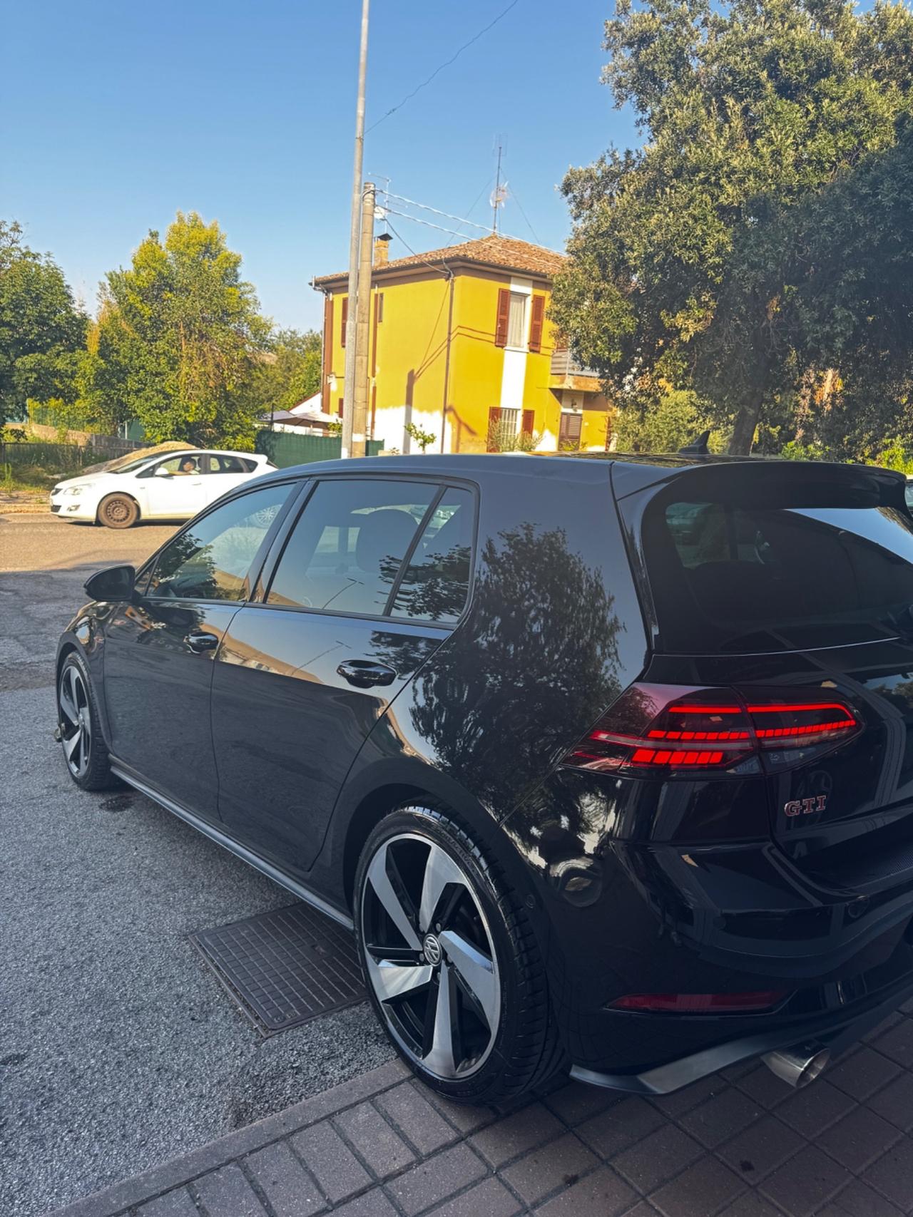 Volkswagen Golf GTI Performance 2.0 245 CV TSI DSG 5p. BMT