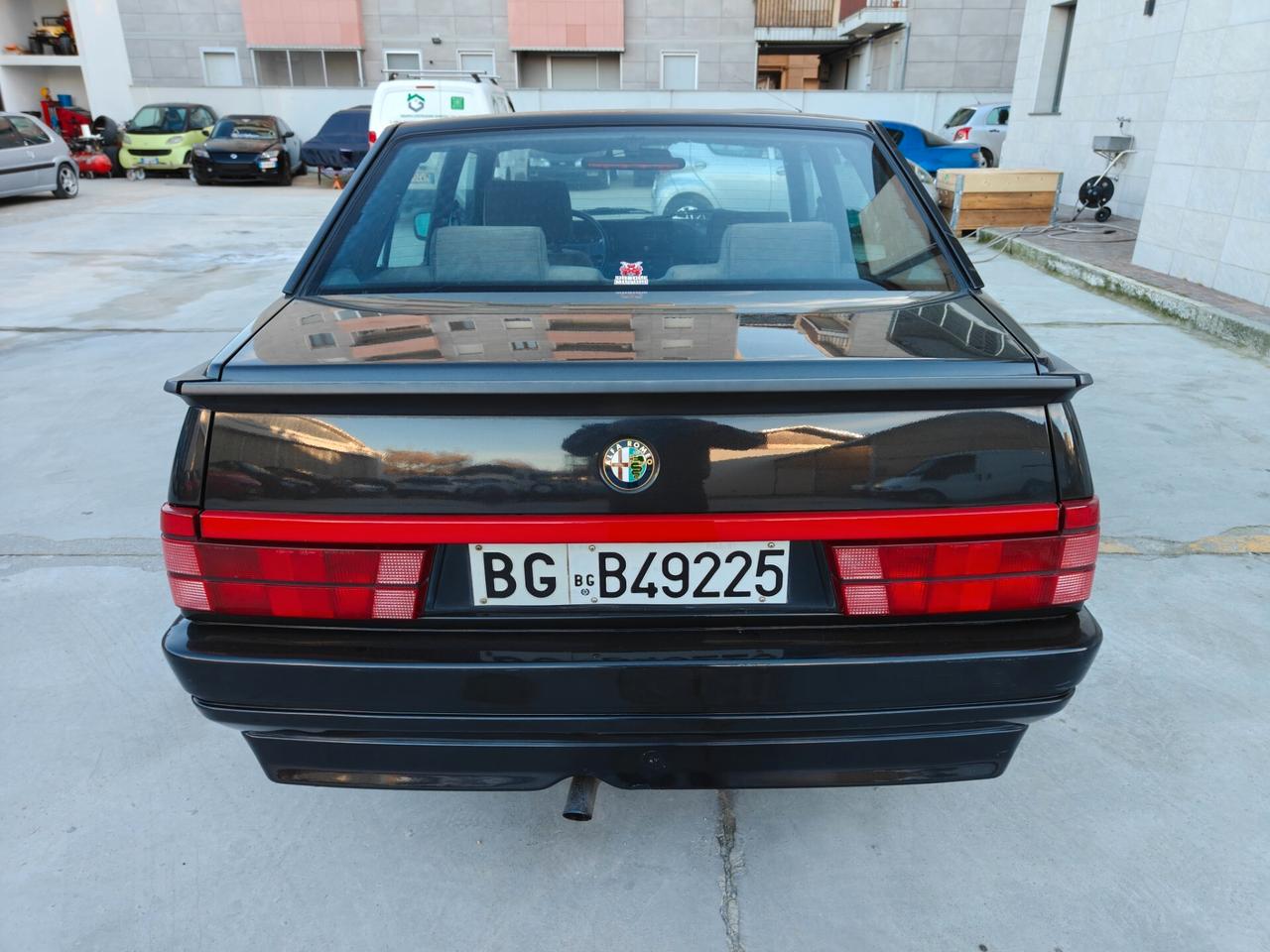 Alfa Romeo 75 motore nuovo