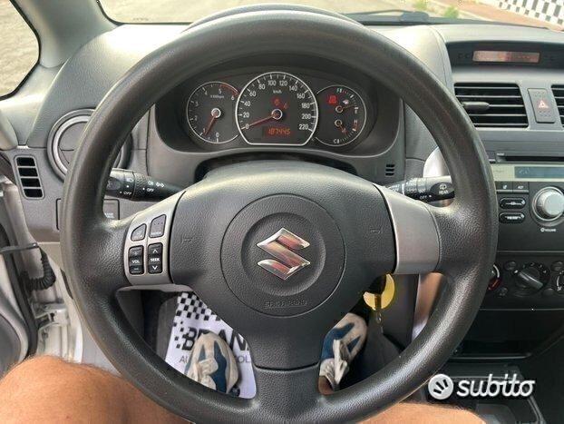 Suzuki SX4 1.6 DDiS 16V Urban Line