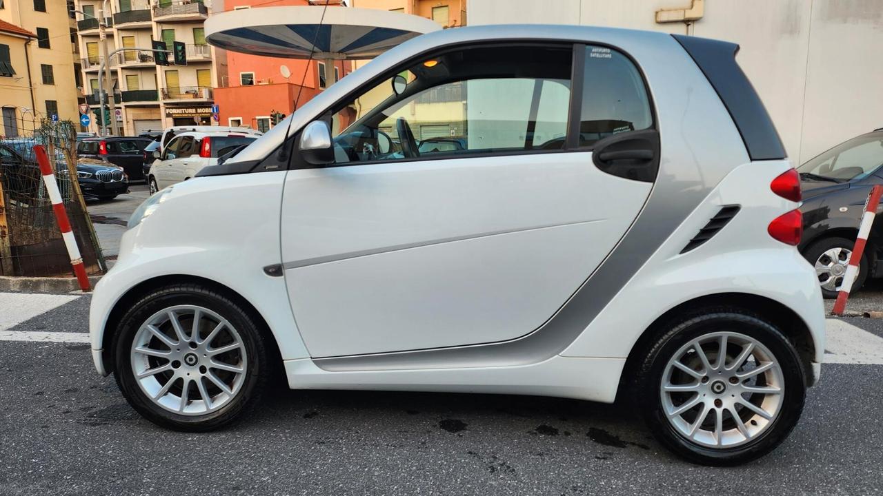 Smart ForTwo 1000 52 kW coupé passion