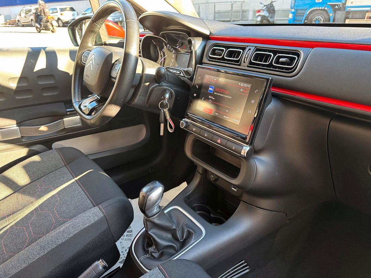 Citroen C3 PureTech 82 Shine Telecamera Apple e Android Auto Cerchi in Lega