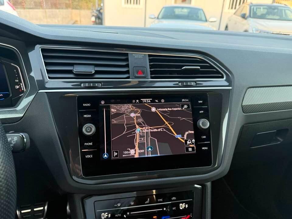 Volkswagen Tiguan 2.0 TDI 150 CV DSG R-Line