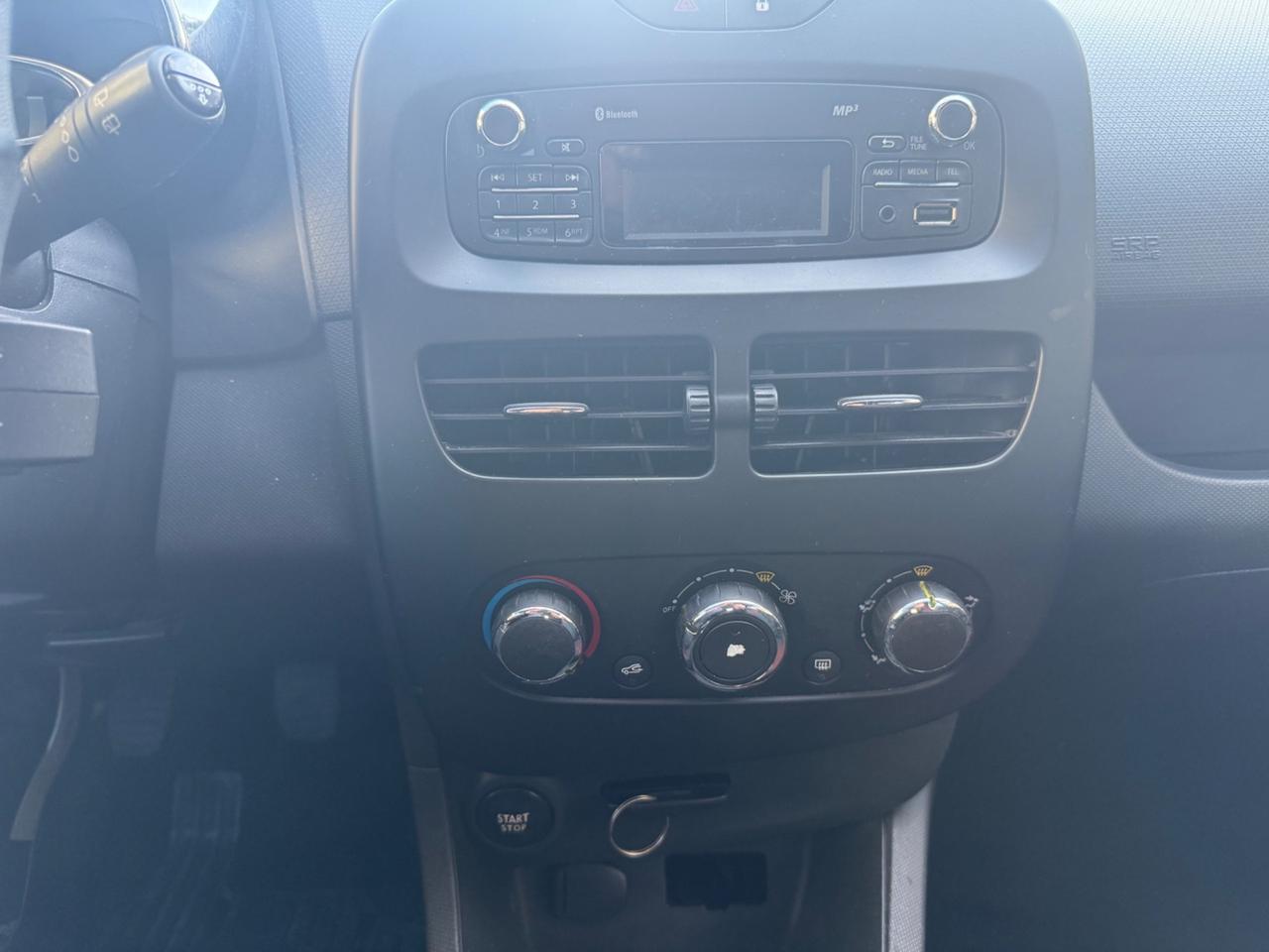 Renault Clio 1.2 16V 5 porte Live!