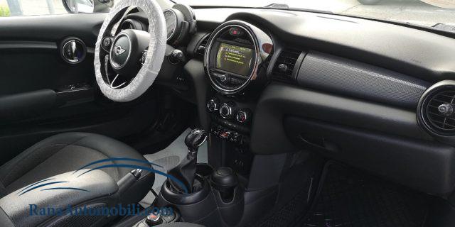 MINI Cooper D 1.5 Cooper D AUTOMATICA