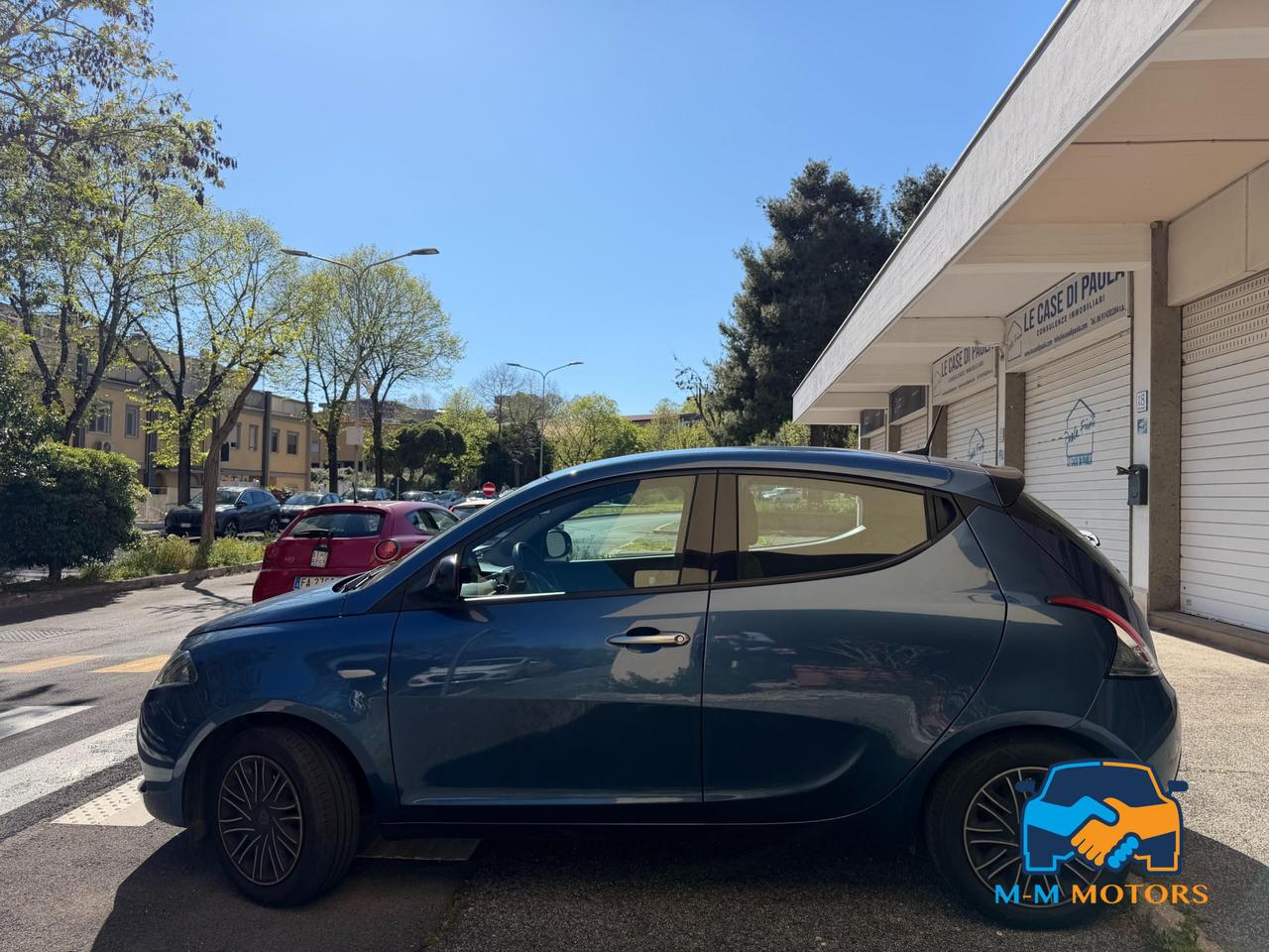 Lancia Ypsilon SILVER ECOCHIC