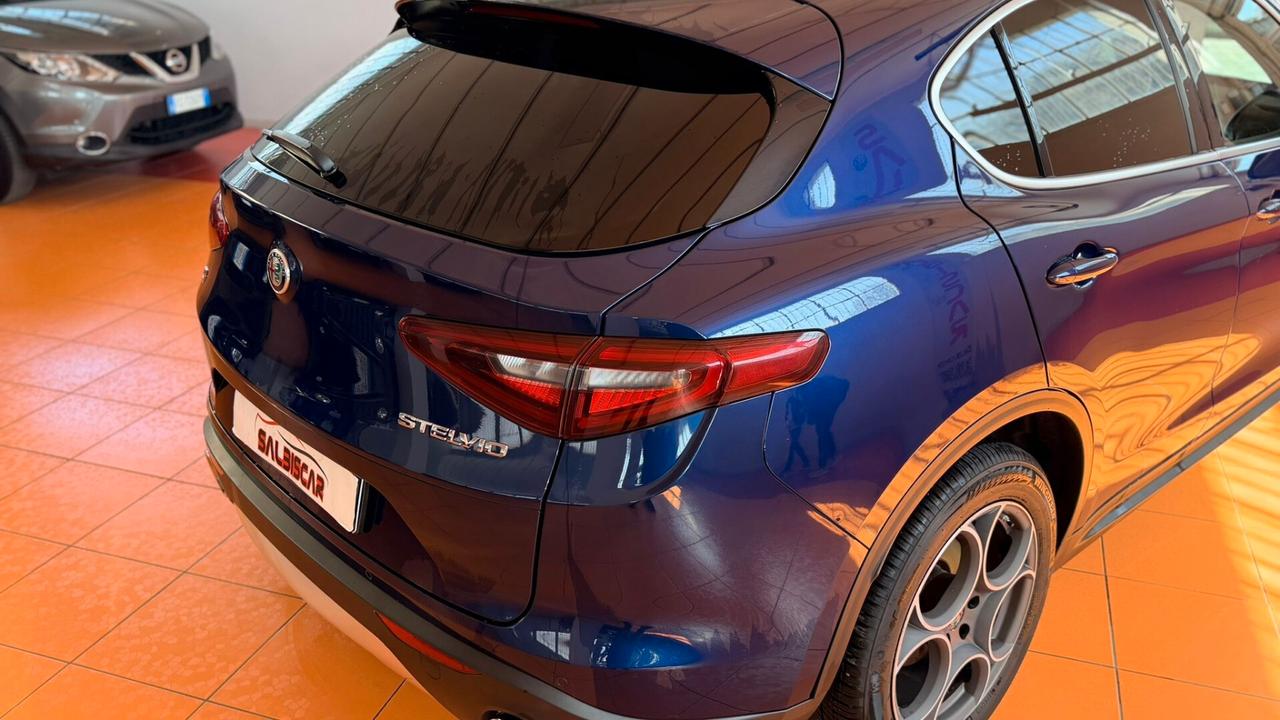 Alfa Romeo Stelvio 2.2 Turbodiesel 210 CV AT8 Q4 STRAFULL