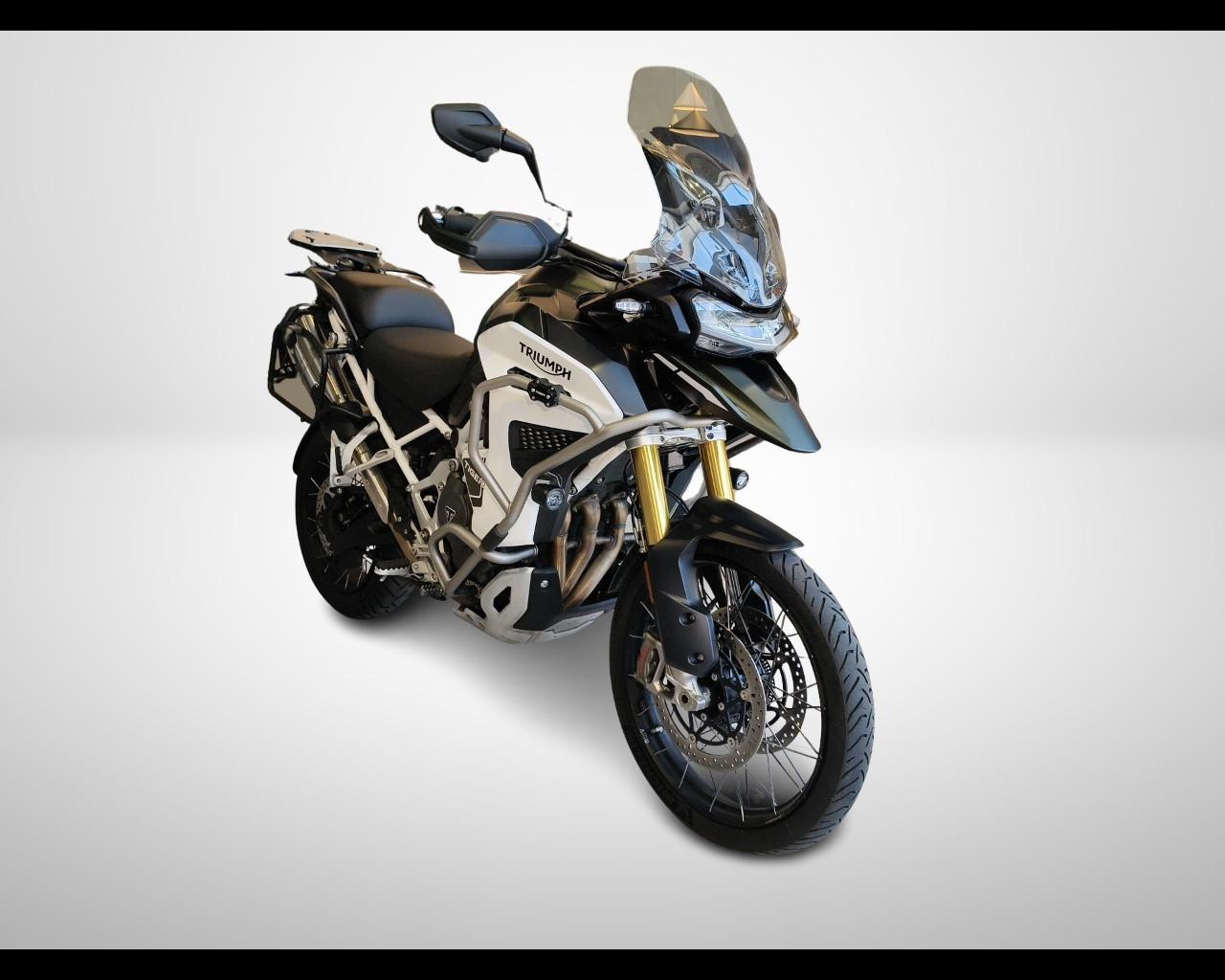 TRIUMPH Tiger 1200 - Rally Explorer
