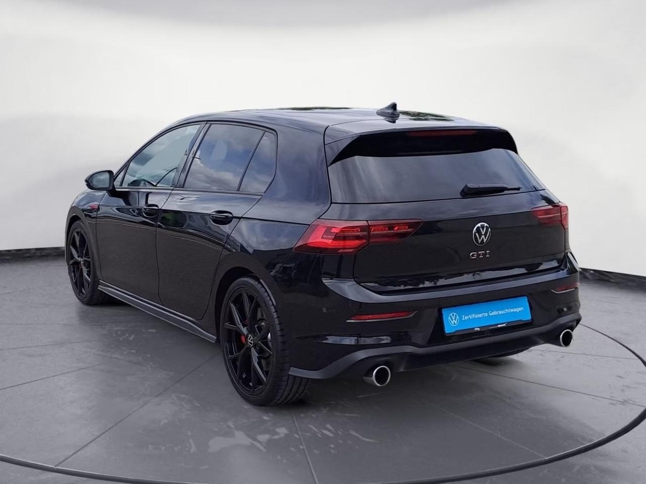 Volkswagen Golf GTI 2.0 TSI DSG PANO/DCC/MATRIX