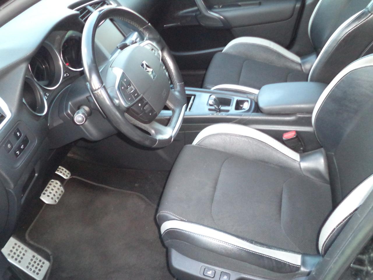 Ds DS4 4 1.6 e-HDi 115 So Chic AUTOMATICA CERCHI DA 18