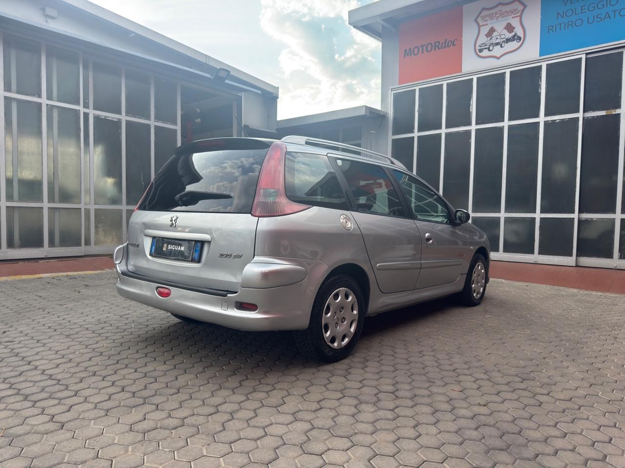 Peugeot 206 ADATTA A NEOPATENTATI 1.4 16V SW