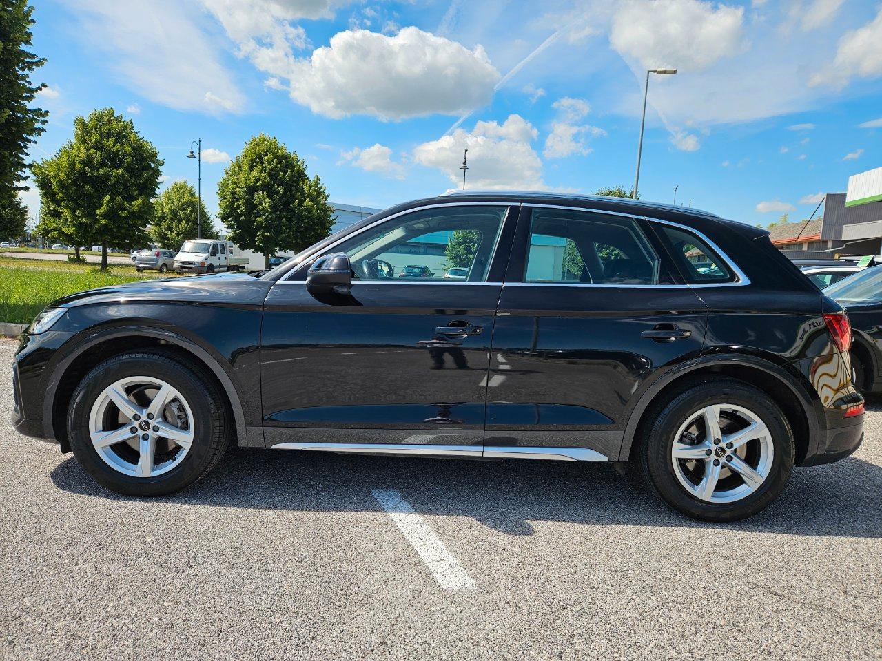 Audi Q5 35 2.0 tdi mhev 12V Business Advanced s-tronic