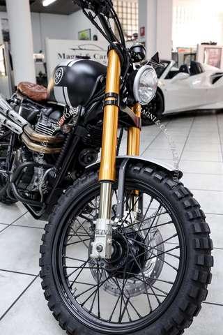 Triumph Bonneville SE 900 | RESTYLING BY "ATELIER OFFICINA 76"|