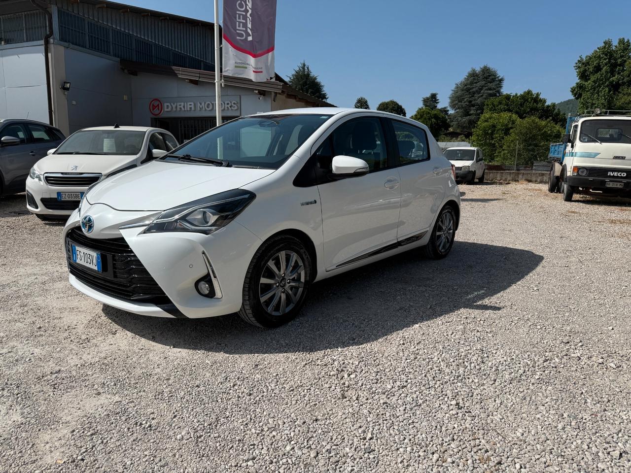 Toyota Yaris 1.5 Hybrid 5 porte Active