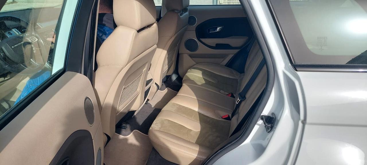 Land Rover Range Evoque 2.2 TD4 5p. Dynamic