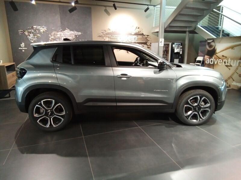 Jeep Avenger e-Hybrid 1.2 MHEV e-Hybrid Turbo Summit
