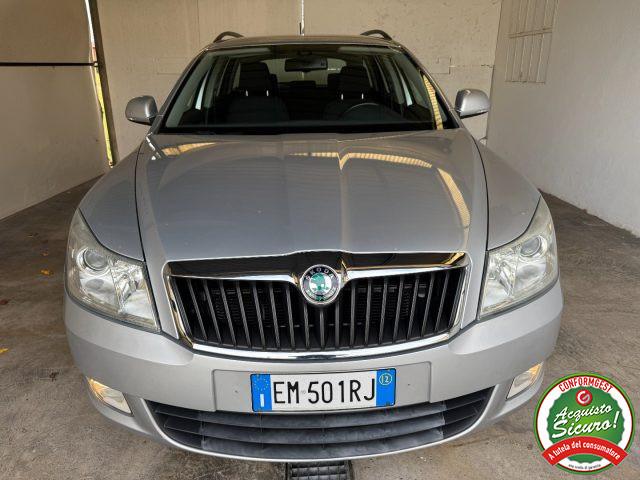 SKODA Octavia 1.6 TDI CR F.AP. Wagon Style