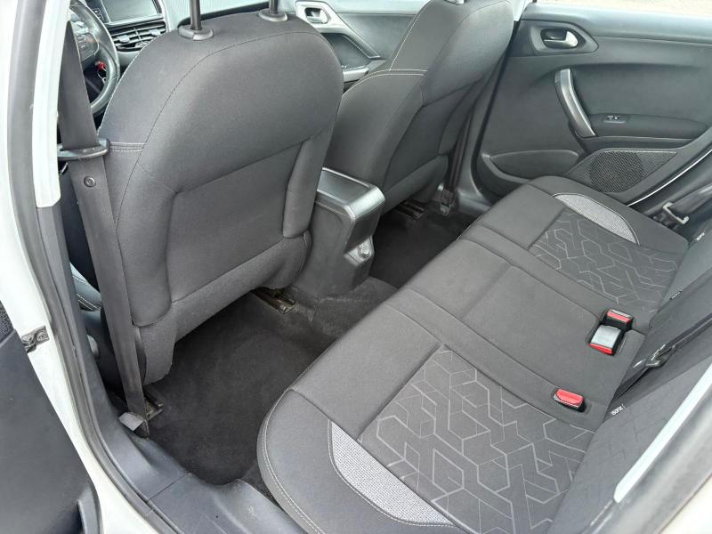 Peugeot 2008 1.6 bluehdi Active 75cv ADATTA NEOPATENTATI