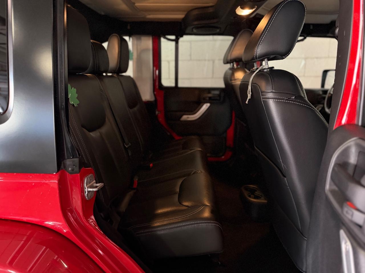 Jeep Wrangler Unlimited 2.8 CRD DPF Sahara