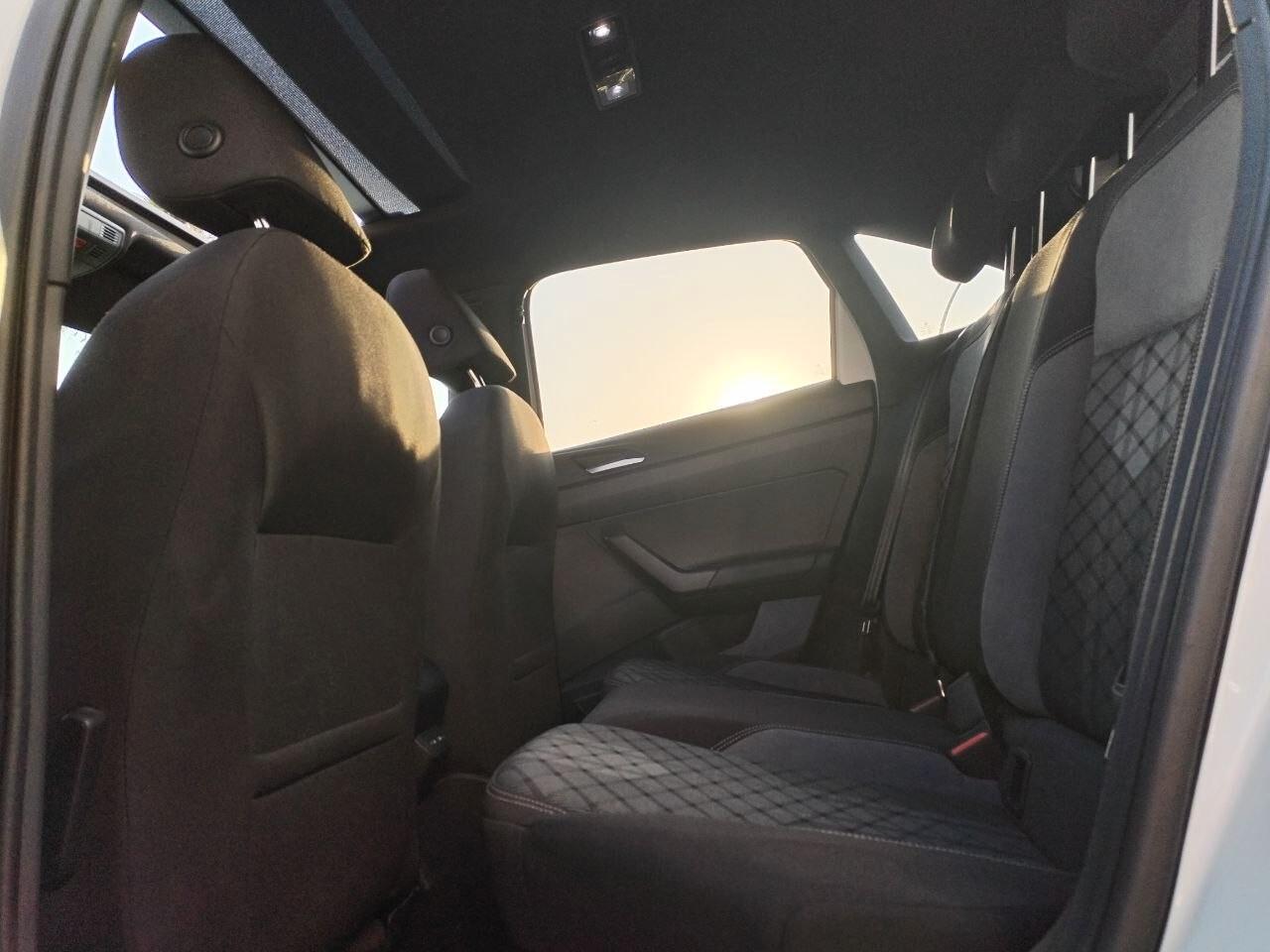 Volkswagen Taigo 1.0 TSI 110 CV R-Line