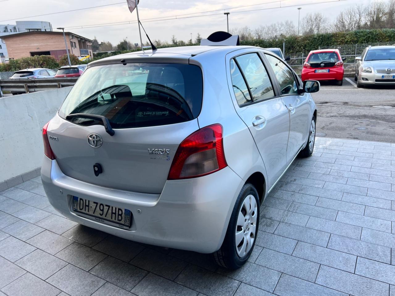 Toyota Yaris 1.3 5 porte