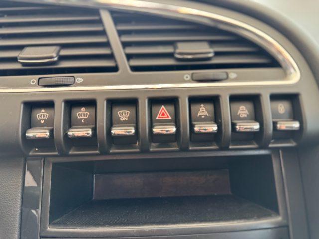 PEUGEOT 3008 2.0 HDi 163CV aut. Allure