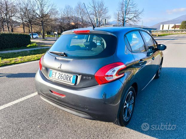 PEUGEOT 208 1,4 HDI ALLURE - OK NEOPATENTATI-