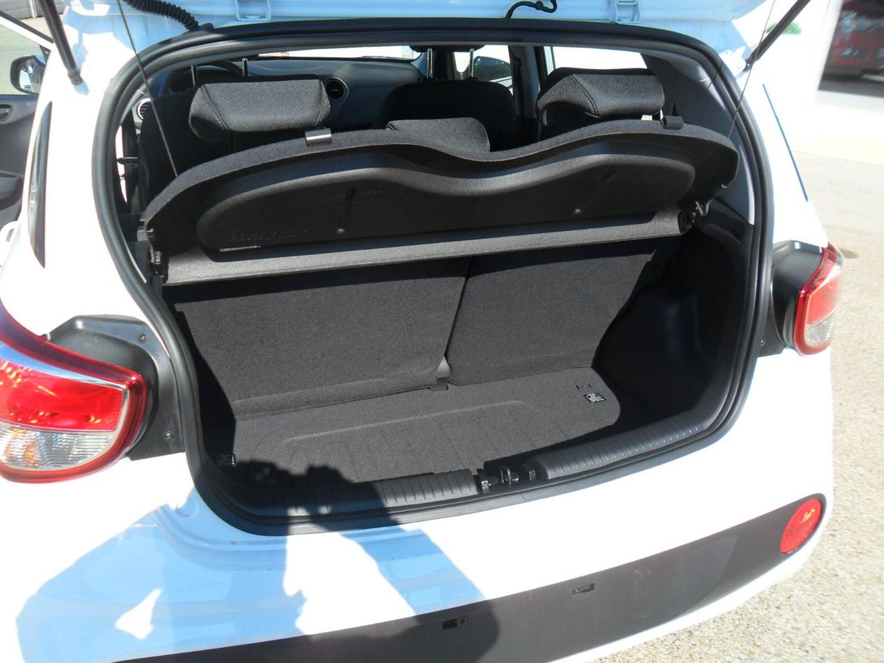 Hyundai i10 1.0 MPI Login A/T