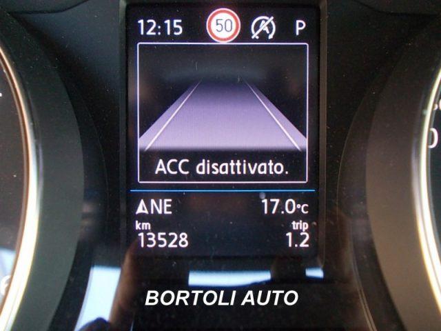 VOLKSWAGEN Passat Variant 2.0 TDI 13.000 KM SCR EVO DSG BUSINESS AUTOMATICA