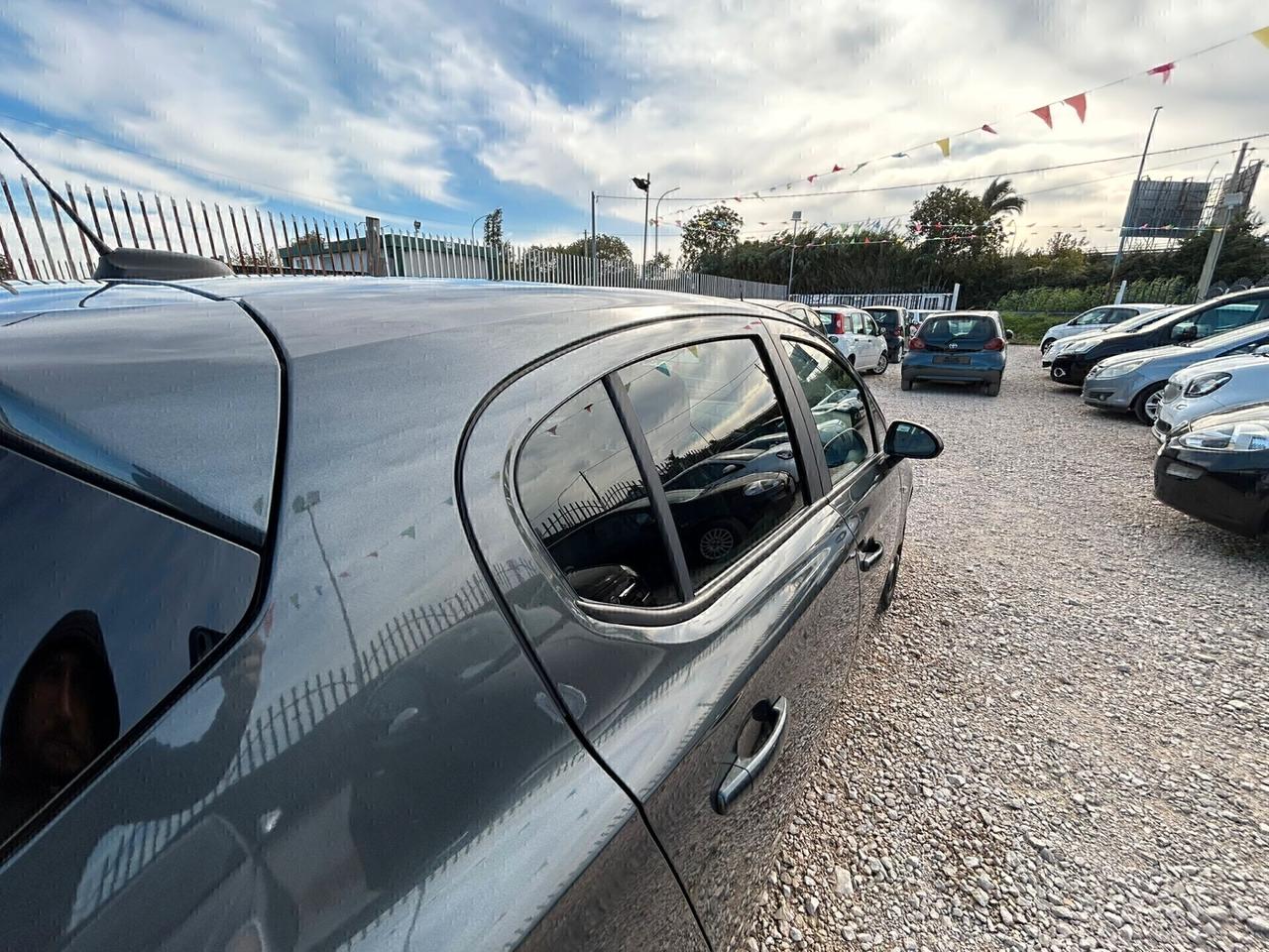 Opel Corsa 1.4 90CV GPL Tech Coupé Innovation