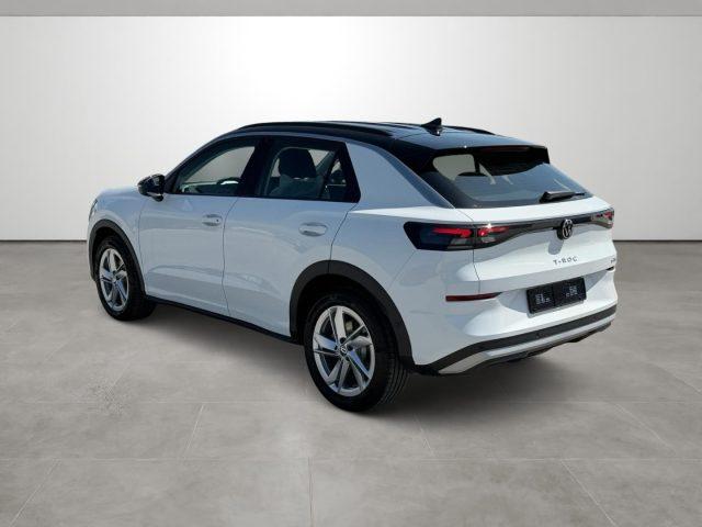 VOLKSWAGEN T-Roc 1.5 eTSI ACT DSG Life