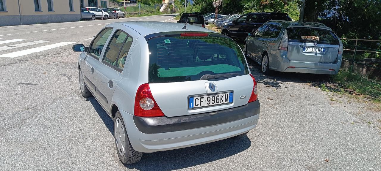 Renault Clio 1.6 16V cat 5 porte Initiale
