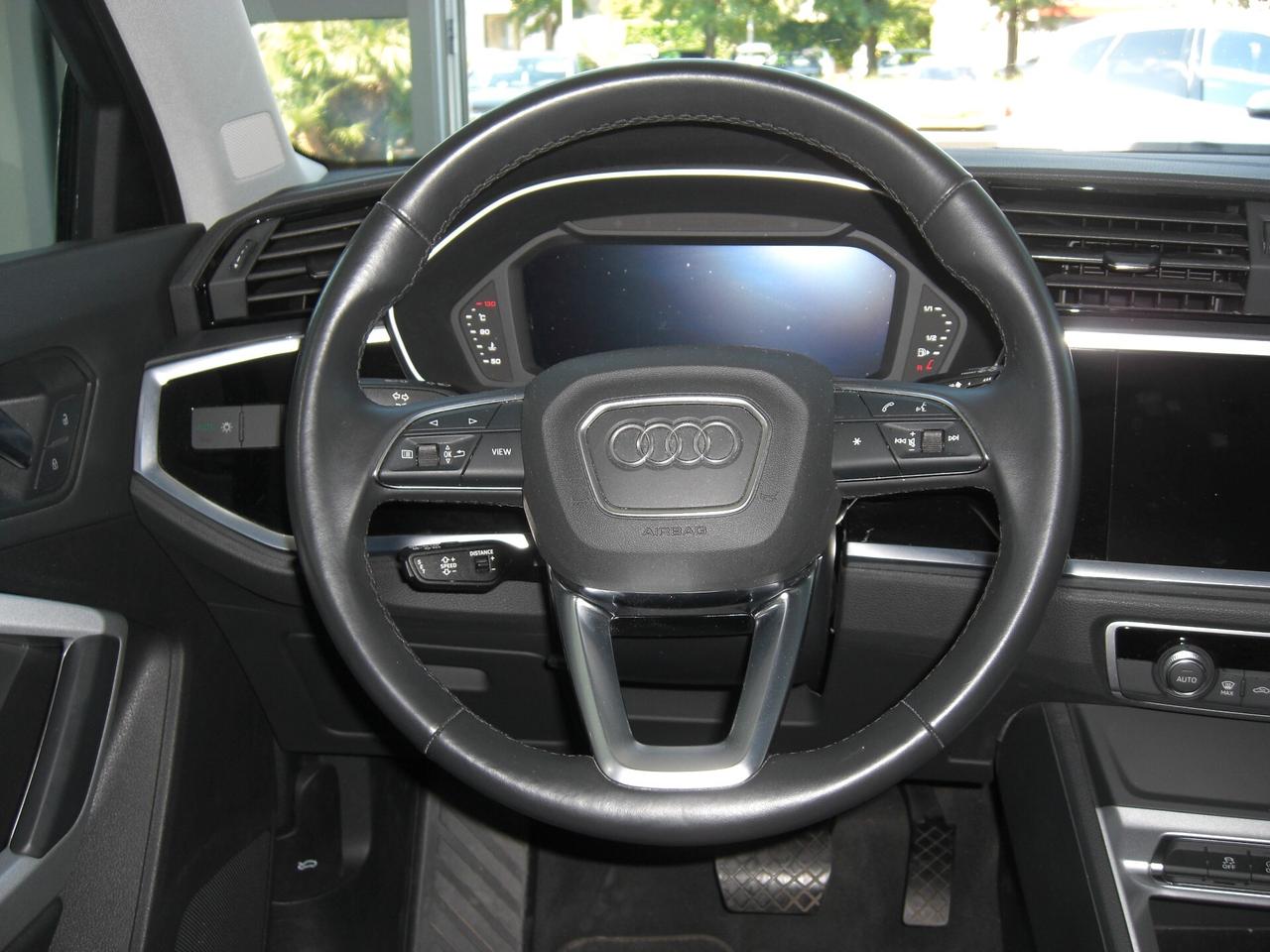 Audi Q3 35 TDI S tronic