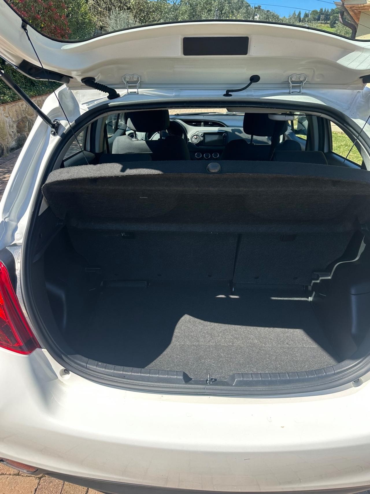 Toyota Yaris 1.0 5 porte Active