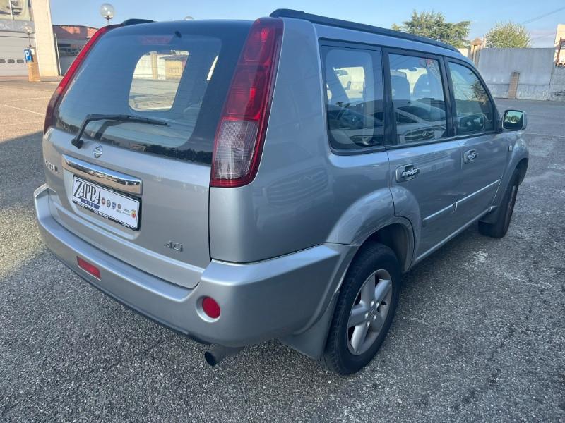 NISSAN X-Trail 2.2 dCi Elegance