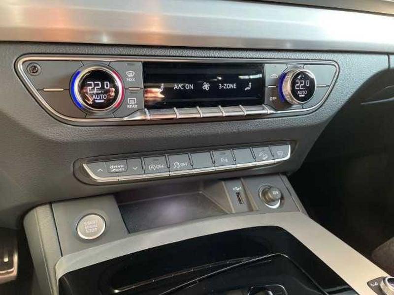 Audi Q5 II 2020 40 2.0 tdi mhev 12V S line quattro s-tronic