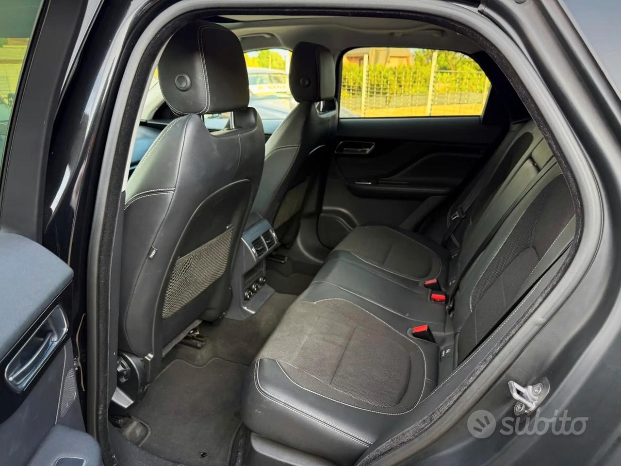 Jaguar F-Pace 2.0 D 180 CV AWD Portfolio