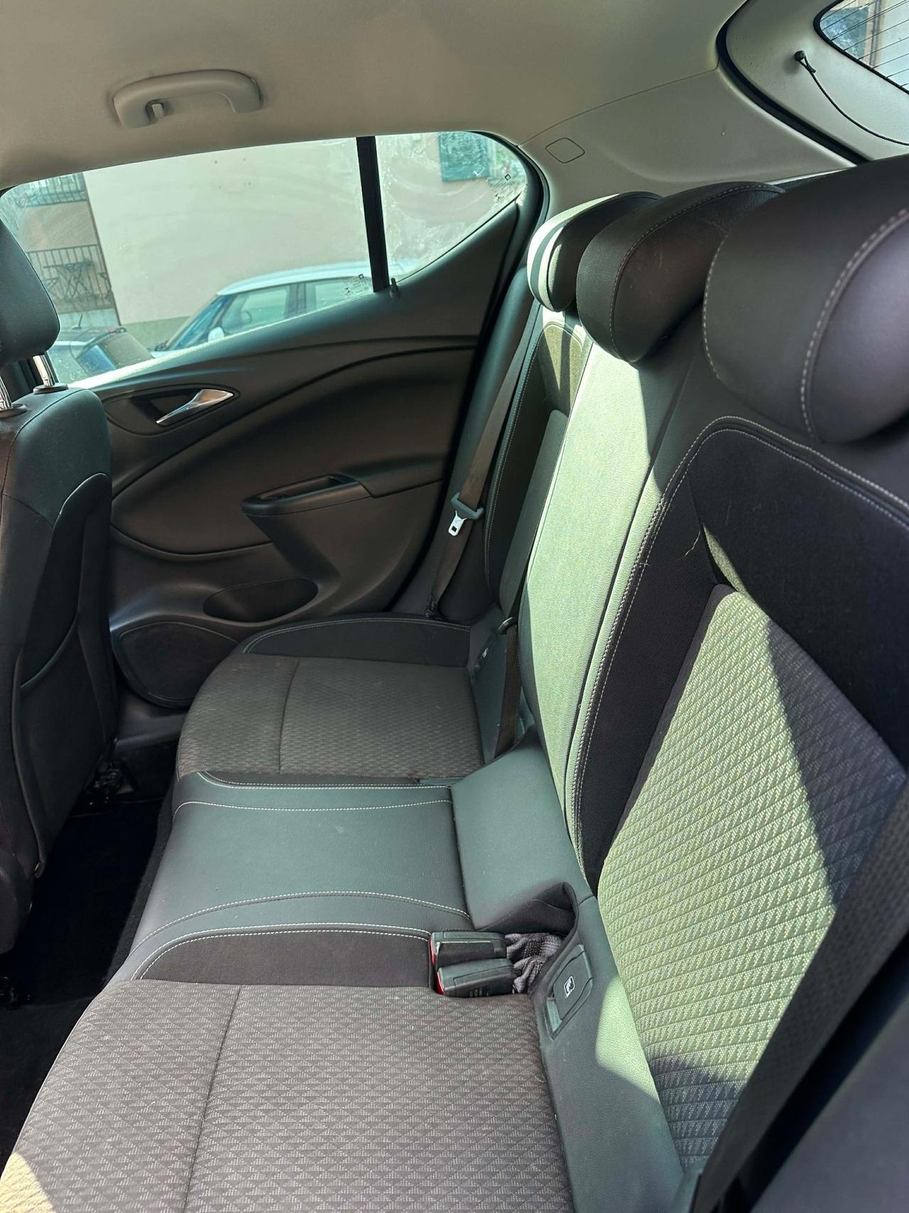 Opel ASTRA PREMIUM KMCERT GARANZ UNICOPR