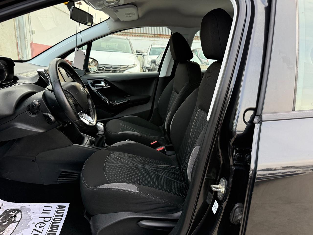 Peugeot 208 1.4 HDi 68 CV 5 porte Active