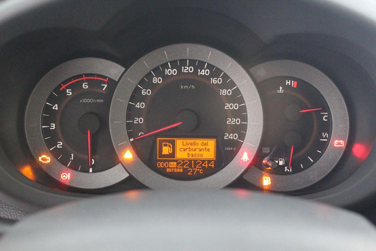 TOYOTA - RAV4 - Crossport 2.2 D-4D 150CV DPF