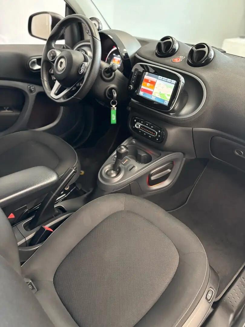 Smart ForTwo 70 1.0 SuperPassion~UniPro~Km e Tagliandi Certificati~Promo Finanziamento~Pronta Consegna