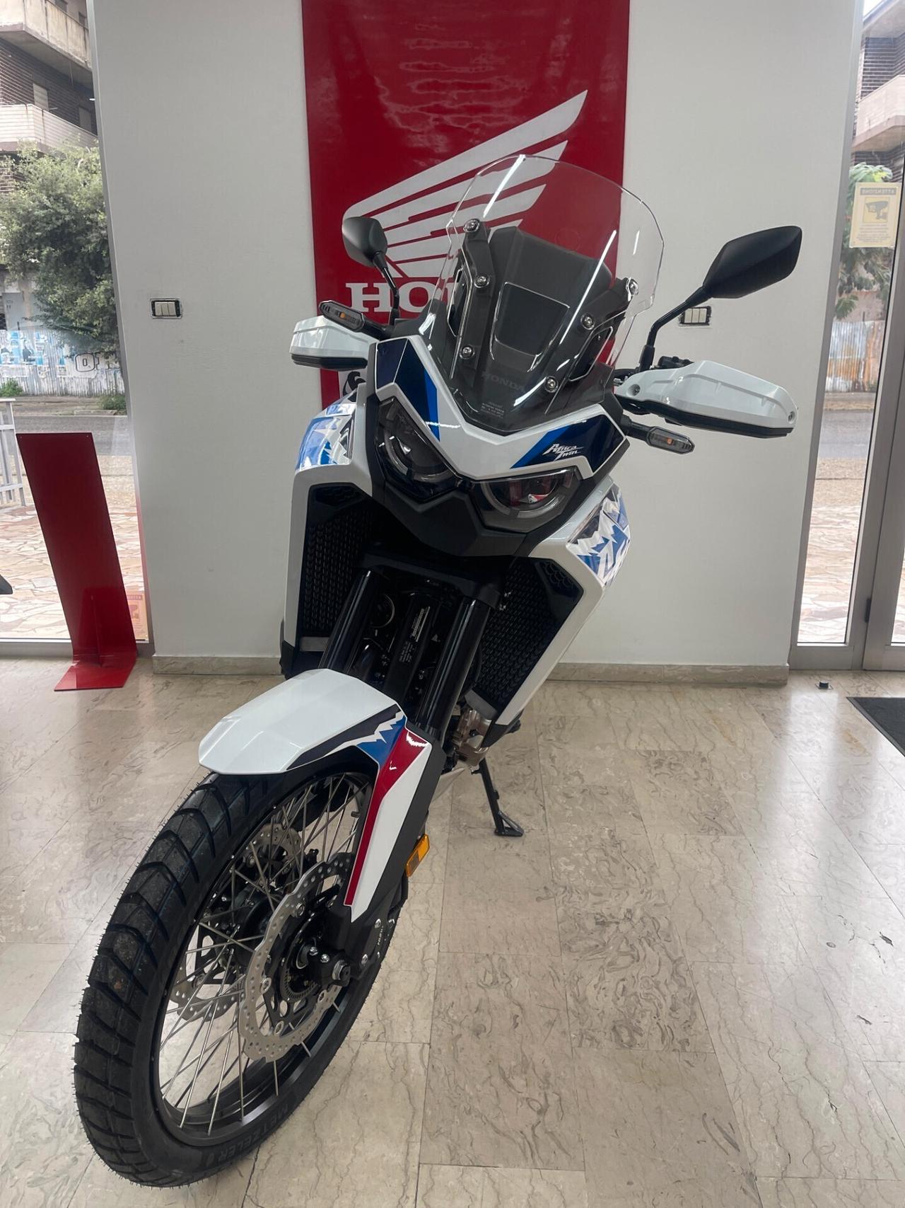 Honda Africa Twin ES 2025 - INTERESSI ZERO