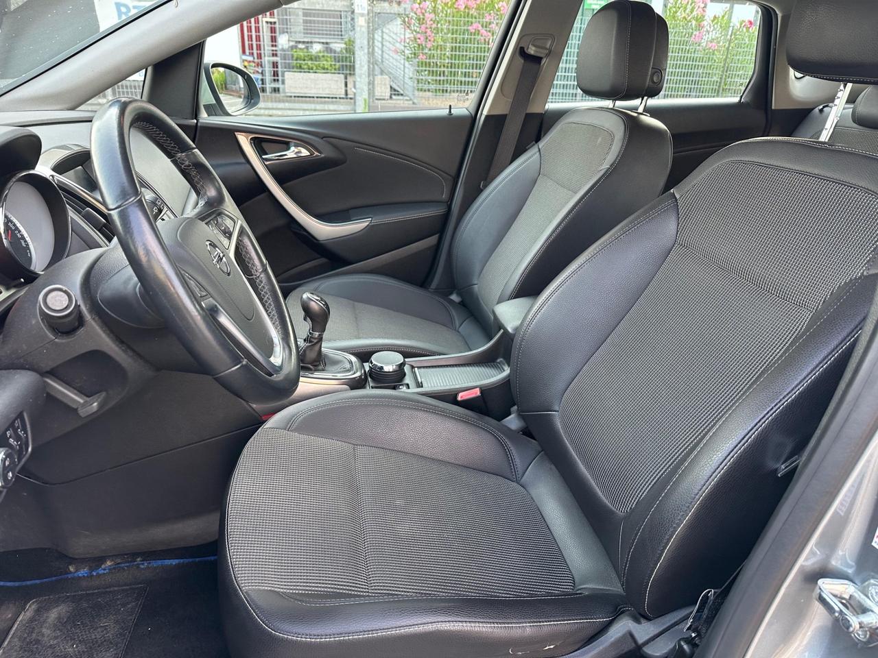 Opel Astra 1.4 Turbo 140CV 5 porte Cosmo