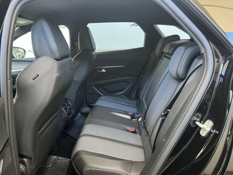 Peugeot 3008 3008 BlueHDi 130 S&S EAT8 tua da 289,00 al mese