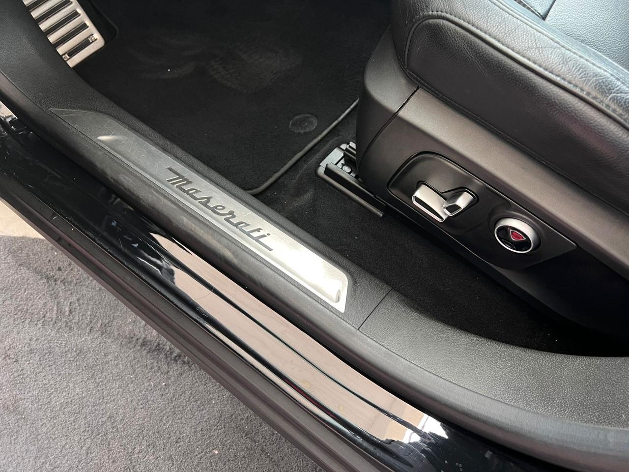 Maserati Levante V6 Diesel 275 CV AWD Gransport
