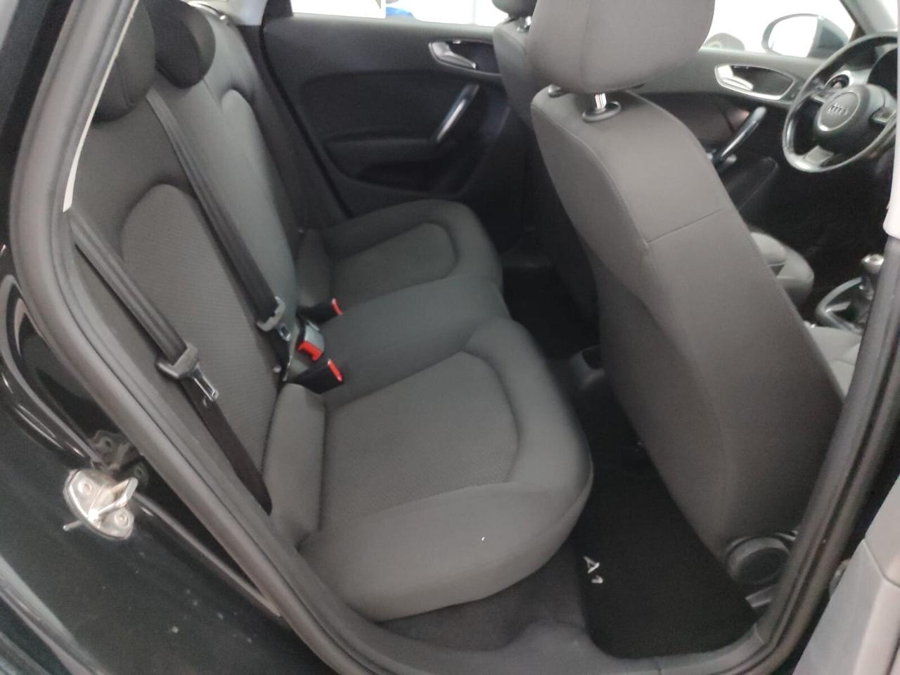 Audi A1 SPB 1.6 TDI 116 CV ( BICOLORE) SUPER PREZZO!!