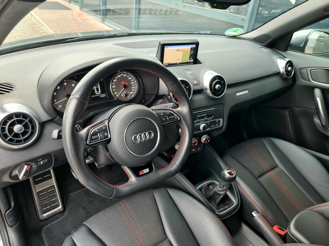 Audi A1 S1 SPB 2.0 TFSI quattro-NAVI