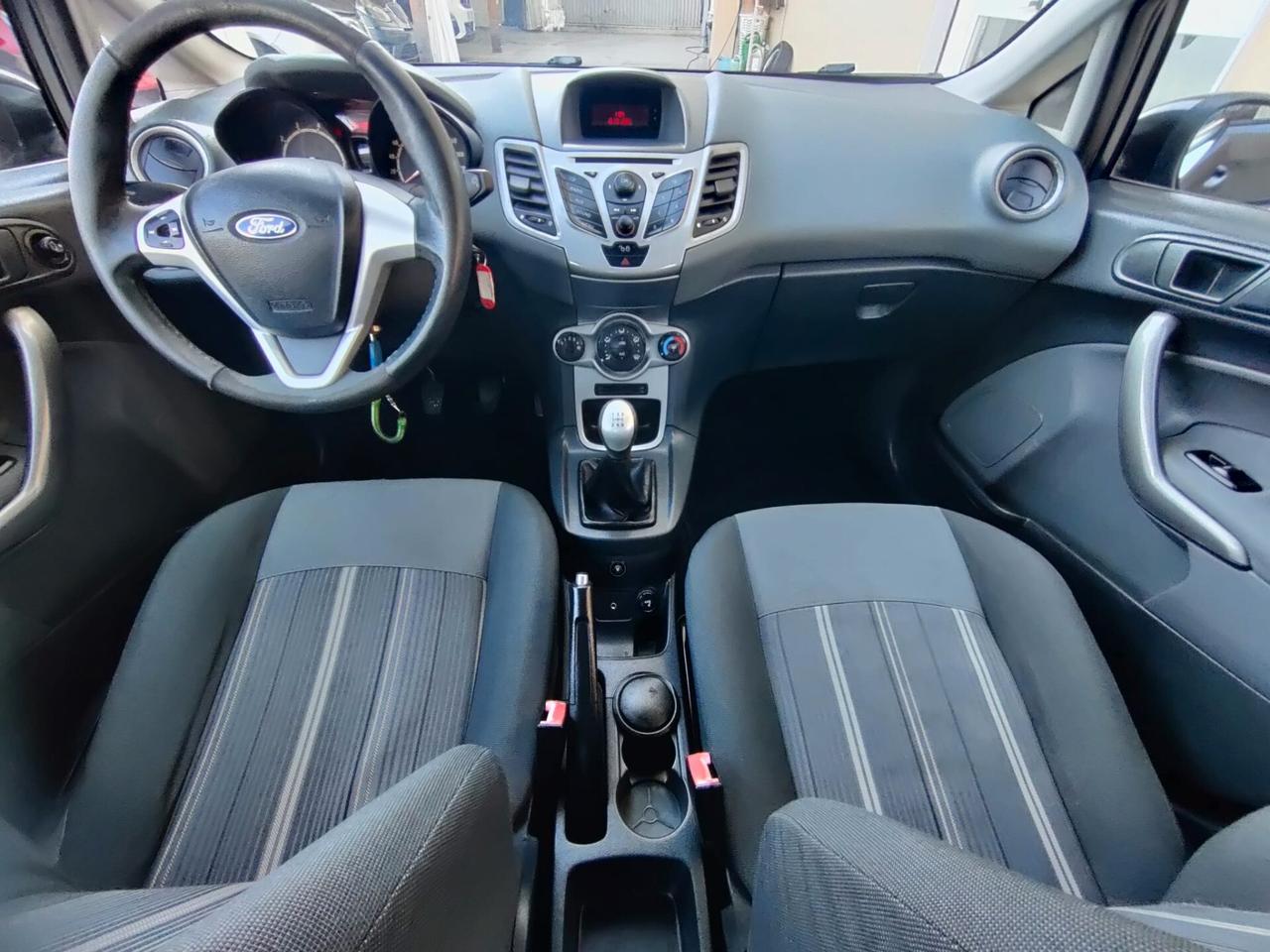 Ford Fiesta 1.4 5 porte Bz.- GPL Titanium
