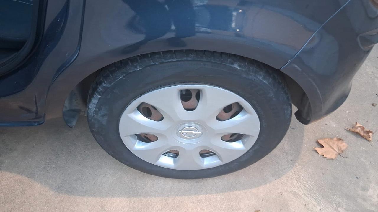 Opel Corsa 1.2 80CV 5 porte GPL-TECH Edition
