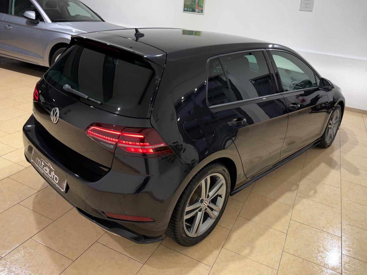 Volkswagen Golf 1.5 TSI ACT 150 cv R Line